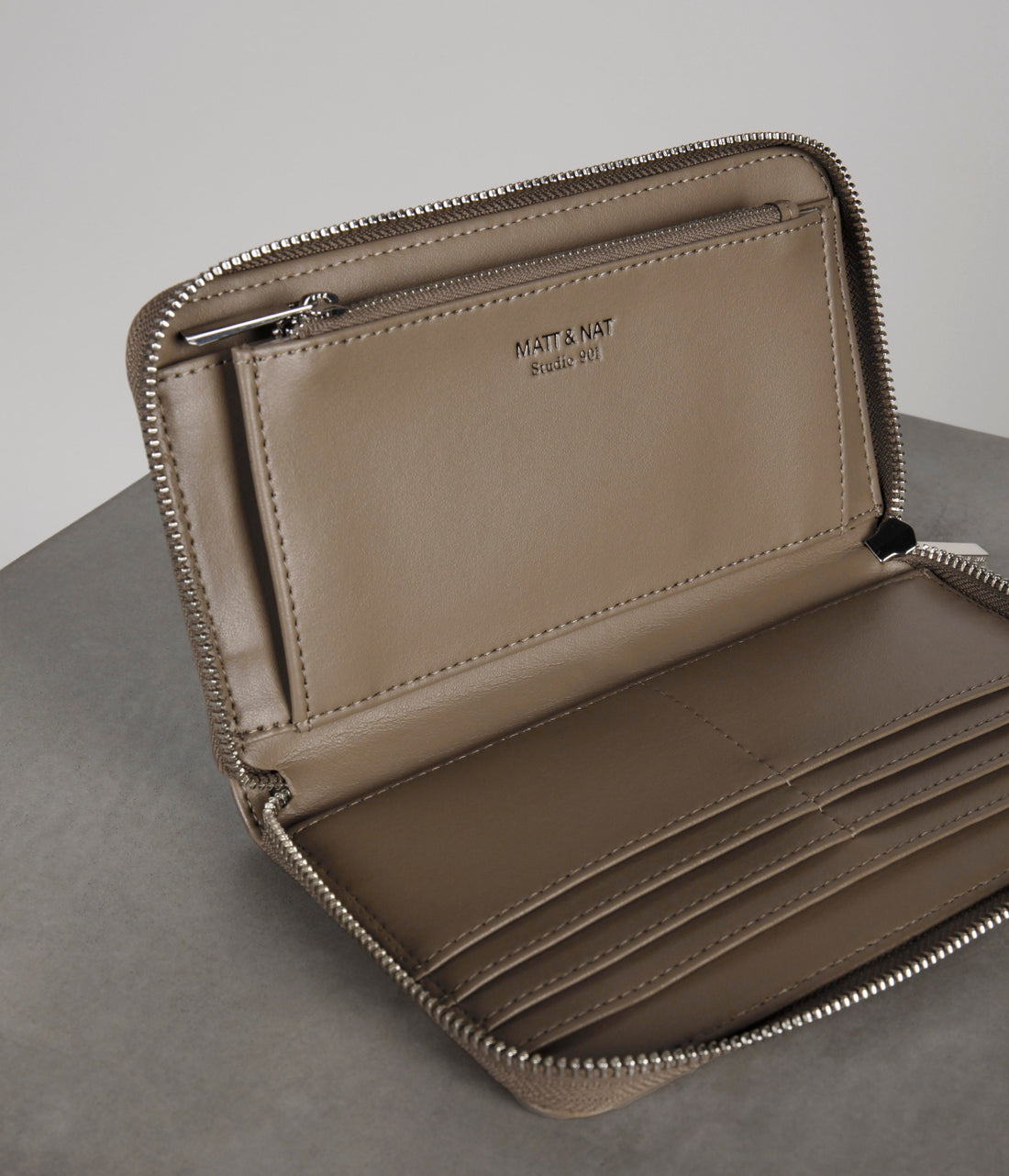 Matt & Nat LEICI Vegan Wallet - UPPEAL
