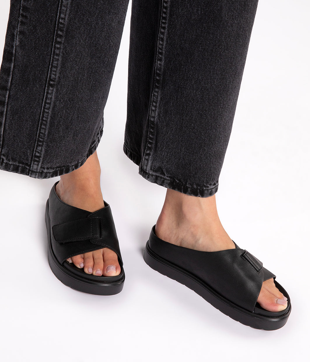 Matt & Nat IDAH Women’s Vegan Sandals