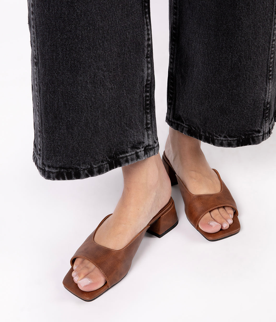 Matt & Nat ANGELE Women's Vegan Sandals