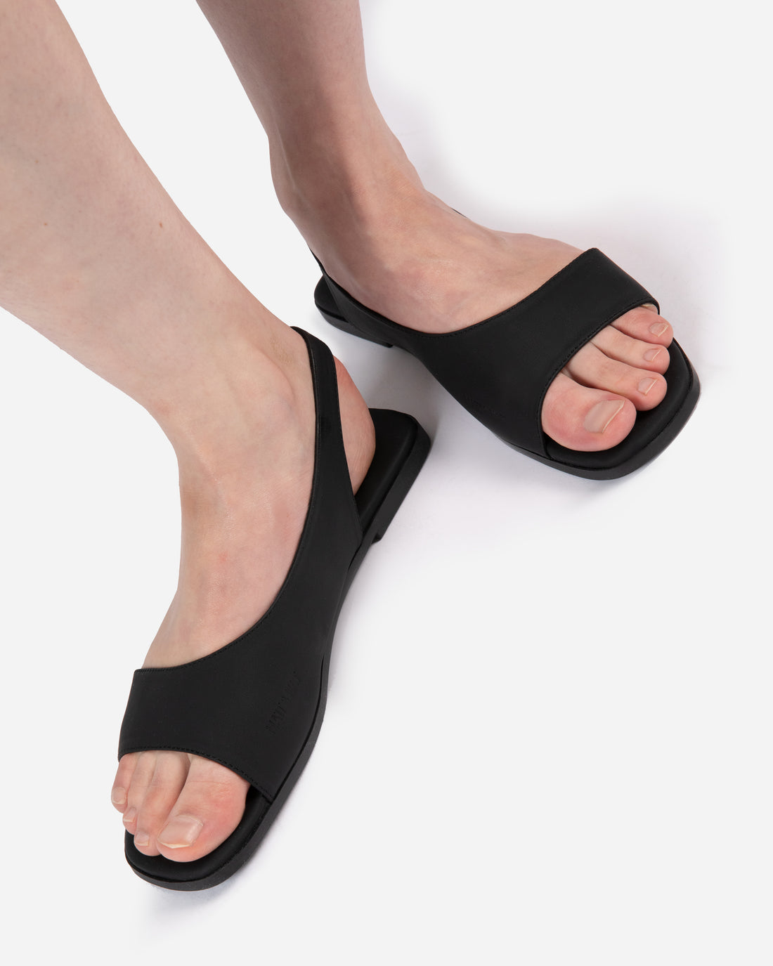 Matt & Nat ARLET Women’s Vegan Sandals