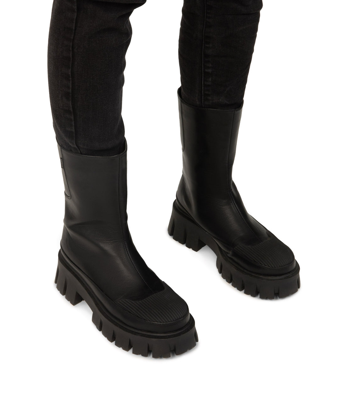 Matt & Nat AVIKA Women's Vegan Chunky Chelsea Boots