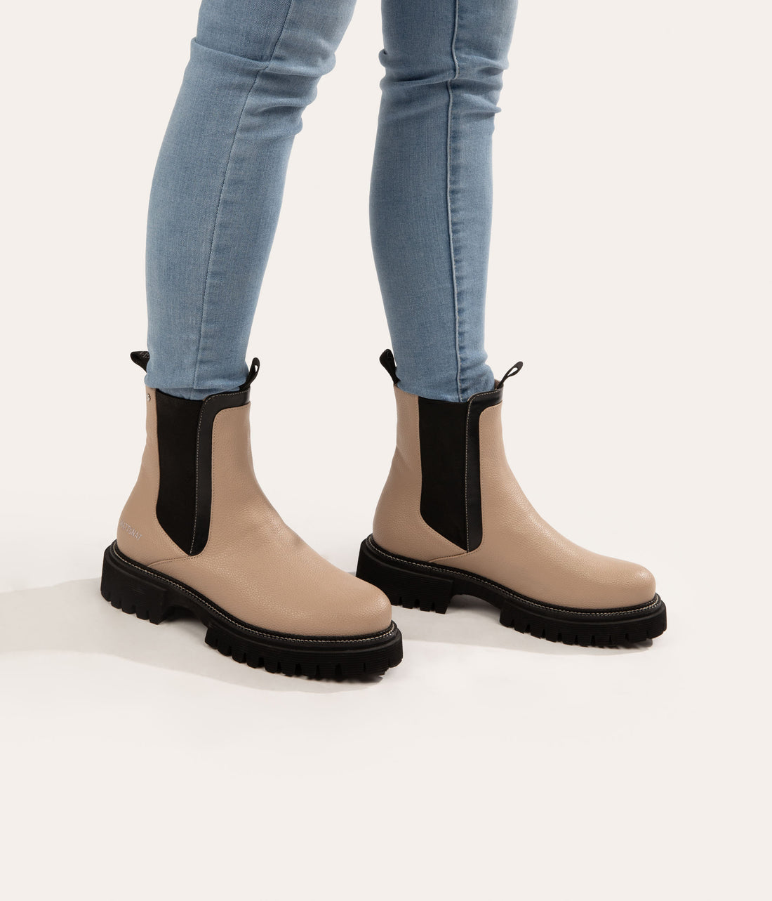 Matt & Nat ZUKE Women's Vegan Chelsea Boots