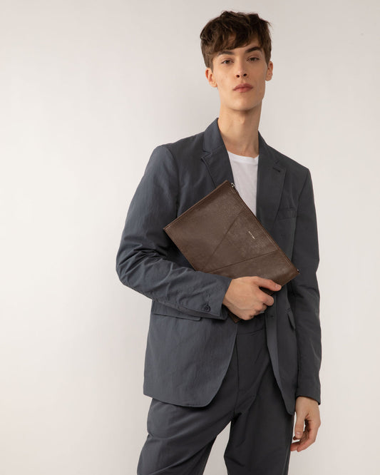 Matt & Nat VIA Vegan Pouch Bag - Dwell