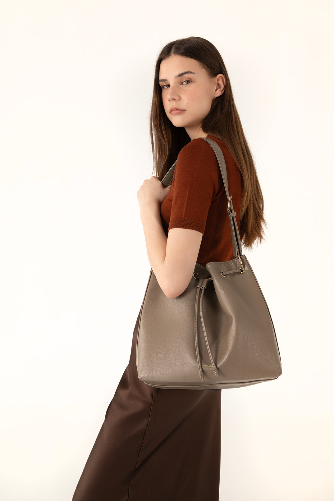 Matt & Nat JAN Vegan Bucket Bag – Theme