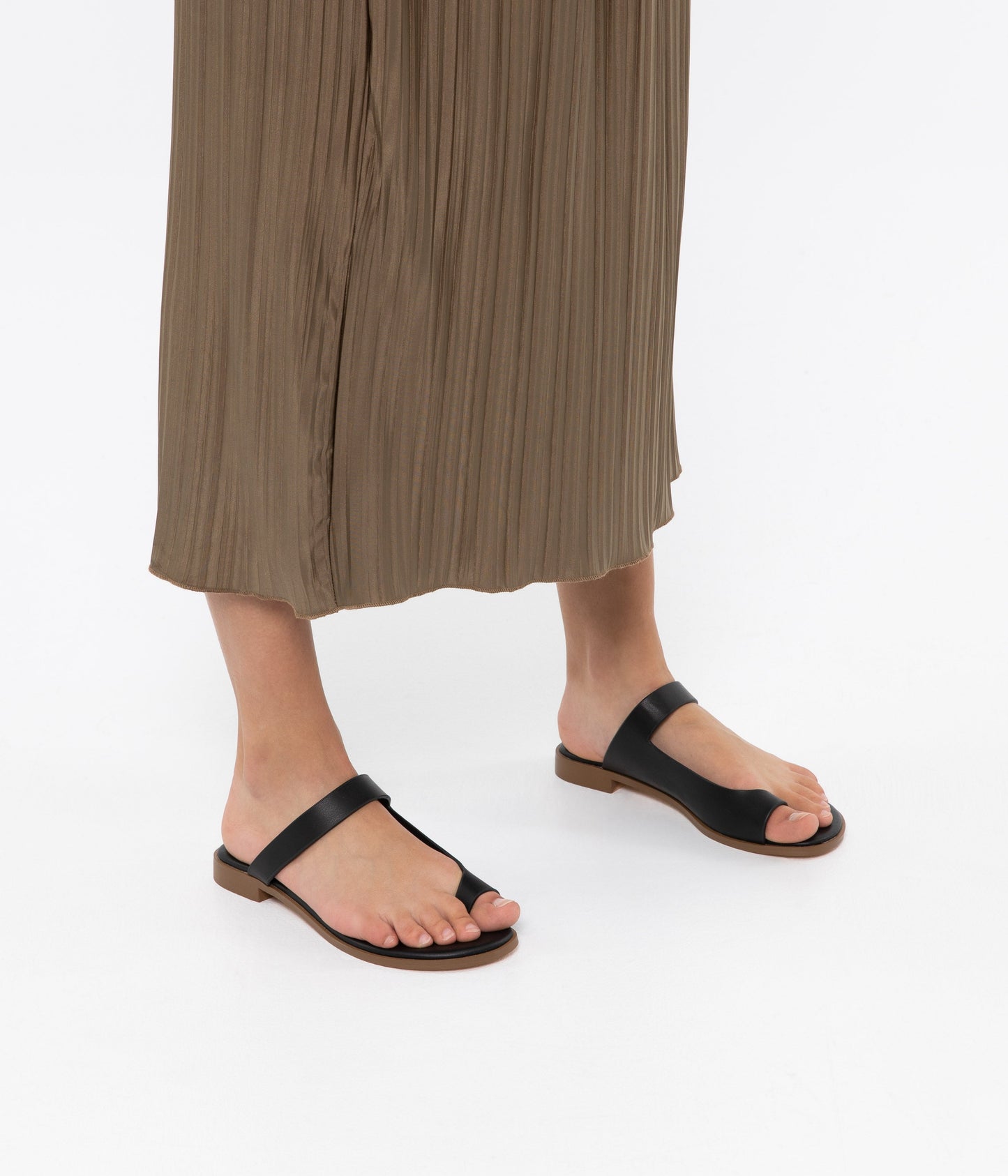 black,36