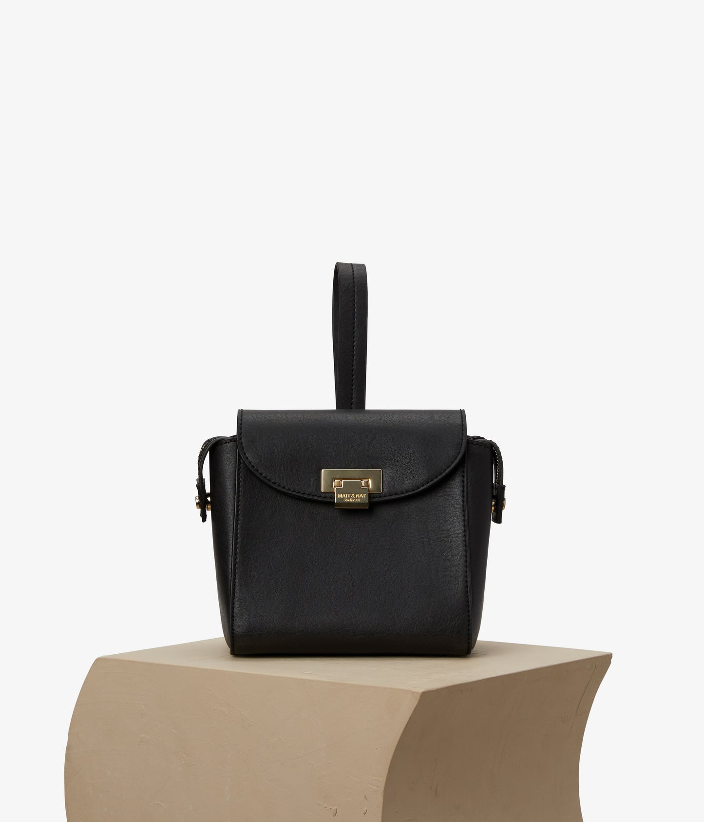 black,OS